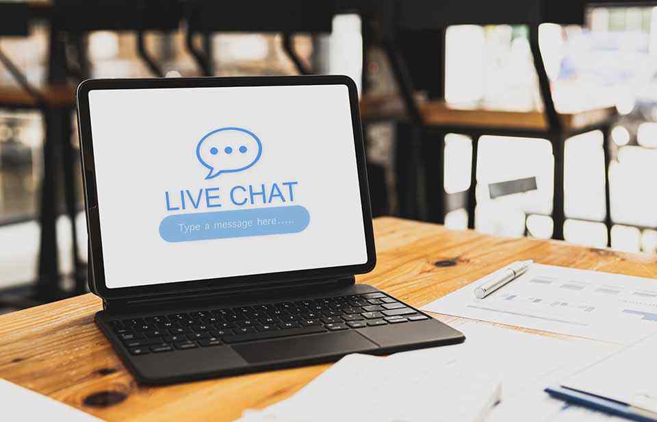 The Benefits of Live Chat Support for eCommerce Websites